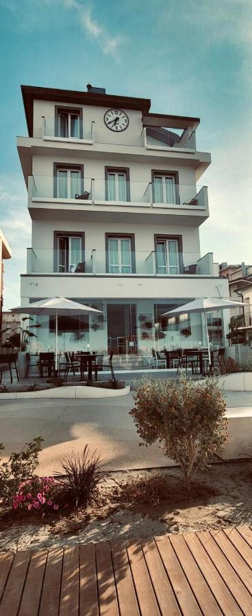 בלריה-איגאה מרינה Hotel Brienz מראה חיצוני תמונה